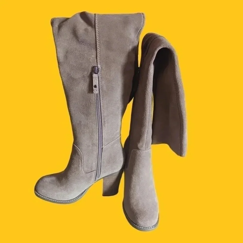 Kelsey Dagger loganos taupe over the knee boots size 7M warn grey color